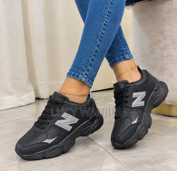 New Balance Sneakers - 1
