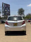 Toyota Vitz 1.3 FWD 5dr 2015 Silver - 2