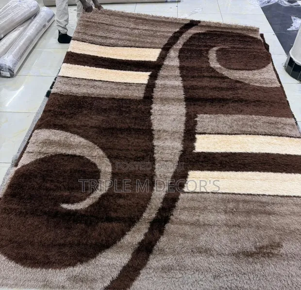 Heavy Premium Fluffy Carpet - 5x8 ft - 1