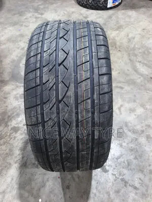 275/40R20 Durun Tyres za High Performance