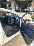Nissan Note 2015 Nyeupe - 4