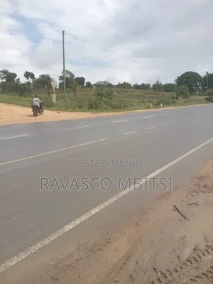 Eka 1 ya Ardhi Inauzwa Mtaani Mavueni