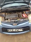 Toyota Sienta 2014 Bluu - 2