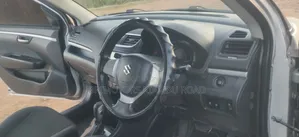 Suzuki Swift RS 2013 Nyeupe