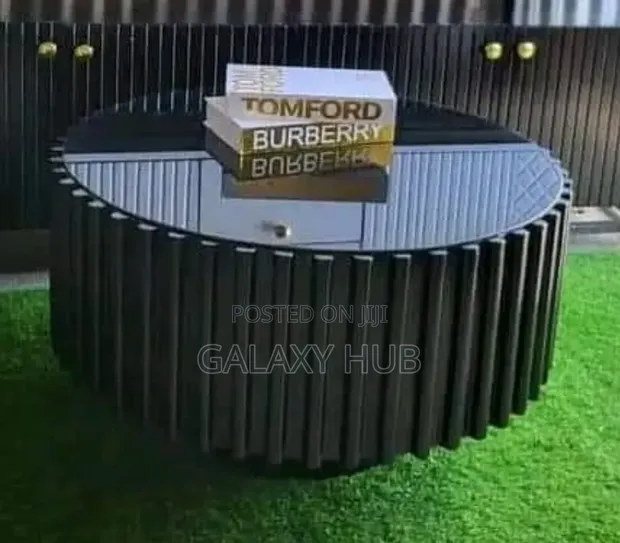 Executive Modern Round Coffee Table - 1