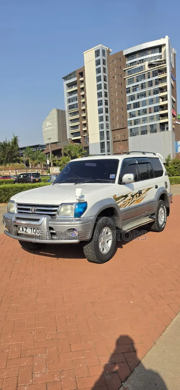 Toyota Land Cruiser Prado 2001 Pearl - 1