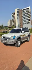 Toyota Land Cruiser Prado 2001 Pearl - 1