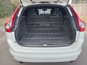 Volvo XC60 T5 R-Design 2015