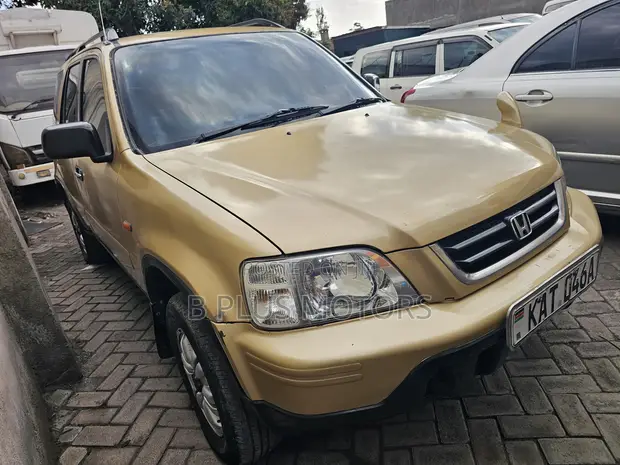 Honda CR-V 2004 Gold - 1
