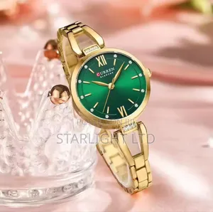 Curren Women's Casual Analog Watch - Brand New