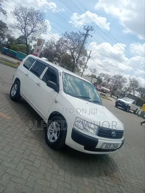 Toyota Probox 1.5 DX 2WD 2010
