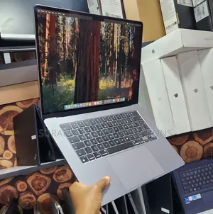 Apple MacBook Air 2024 M3 15-inch 16GB RAM 1TB SSD