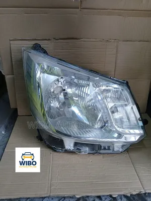 Daihatsu Move 2016-2018 Non Xenon Headlight (Right)