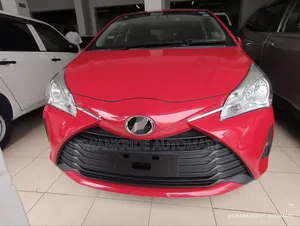 Toyota Vitz 2019 Nyekundu
