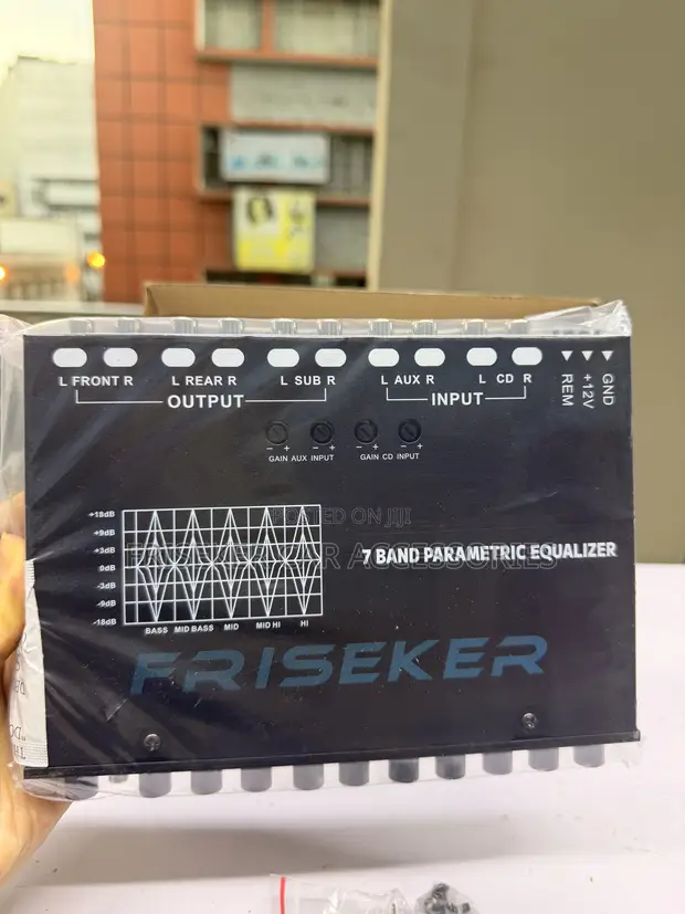 Friseker EQ-F718 PRO 7-Band Car Audio Equalizer - 1
