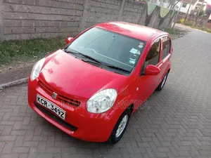 Toyota Passo 2011 Nyeusi