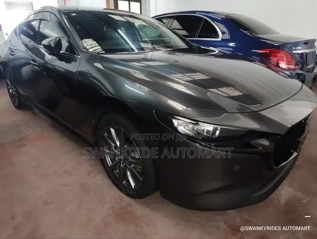 Mazda 2 2021 Gray - 1