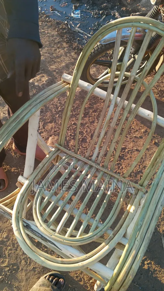 Traditional Garden Chair - Wood - 1