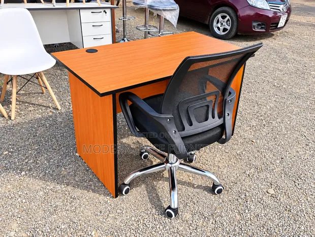 Boss Office Products Set ya Dawati na Kiti cha Nyumbani/Ofisi - 1