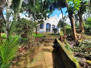 4-Bedroom Bungalow for Sale in Kitsuri, Kitisuru