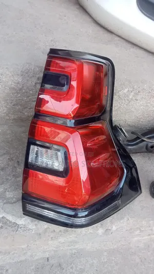 Toyota Land Cruiser Prado 150 Series Tail Lights (2016-2020)