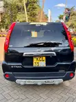 Nissan X-Trail 2.0 Petrol XE 2010 Nyeusi - 5