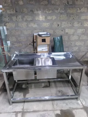 Commercial Stainless Steel Double Sink (1.5m x 1.6m)