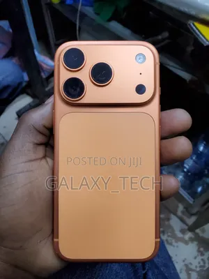 Apple iPhone 17 Pro 256GB Cosmic Orange