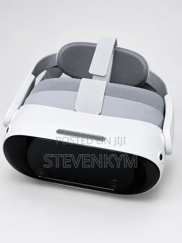 White VR Headset - Virtual Reality Gaming - 1