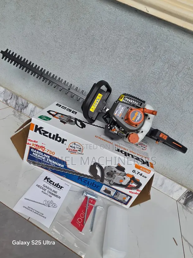 Kzubr 2-Stroke Hedge Trimmer - 1