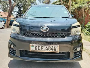 Toyota Voxy ZS 2WD 8-Seater 2012