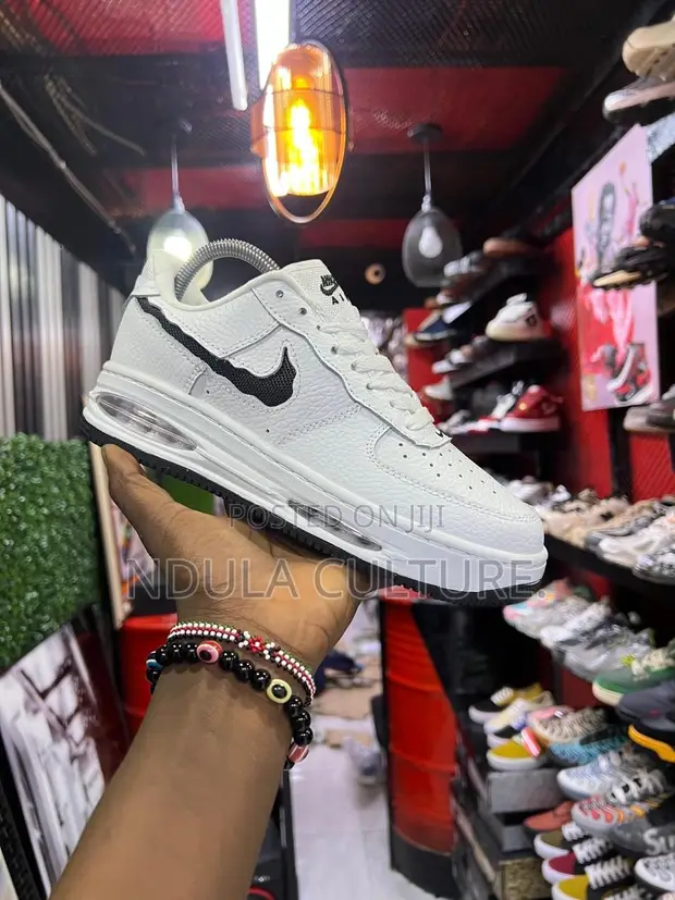 Nike Air Force 1 Low EVO Sneakers - 1