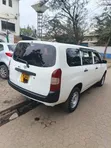 Toyota Succeed SV Premium 2014 Nyeupe - 2