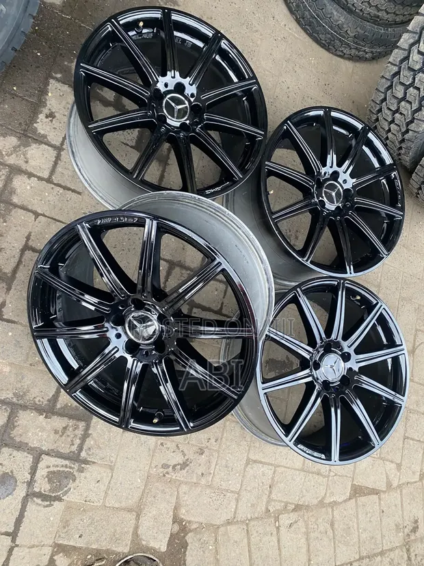 Magurudumu ya Mercedes-Benz AMG - Seti ya Inchi 19 - 1