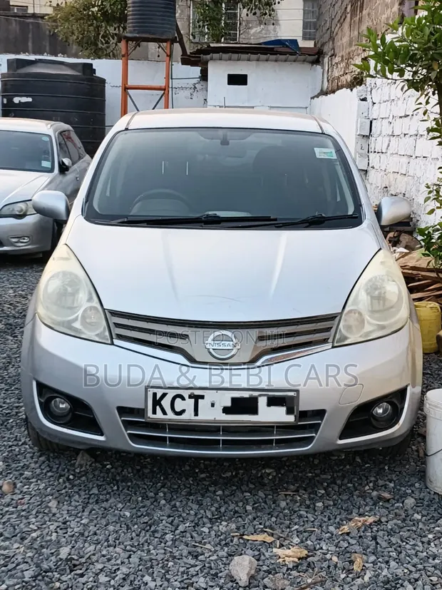 Nissan Note 1.4 2011 Silver - 1