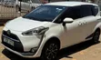 Toyota Sienta 2017 Ivory - 3