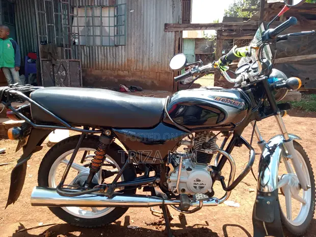Bajaj Boxer 100 2022 Black - 1