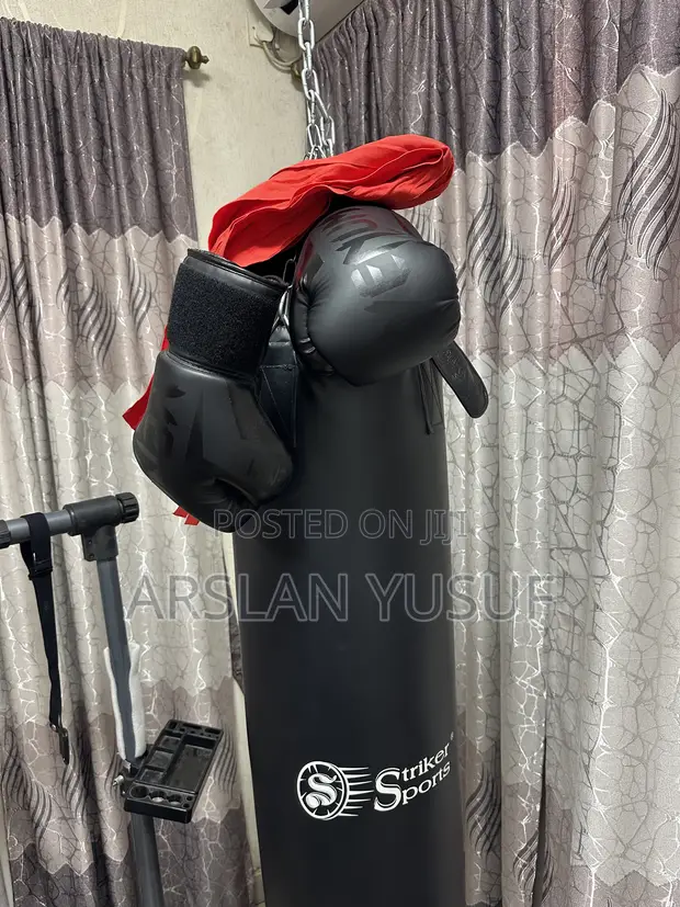 Bodyfit 50KG Punching Bag with Gloves - 1