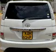 Toyota Isis 2015 Pearl - 2