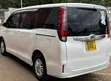 Toyota Noah 2014 Pearl - 4