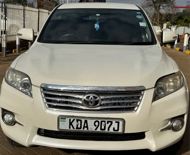 Toyota Vanguard 2013 Rangi ya Loti - 1