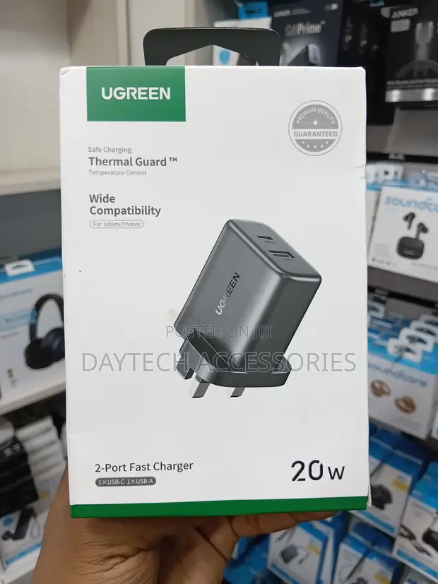 UGREEN 20W Dual Port Fast Charger Adapter - 1