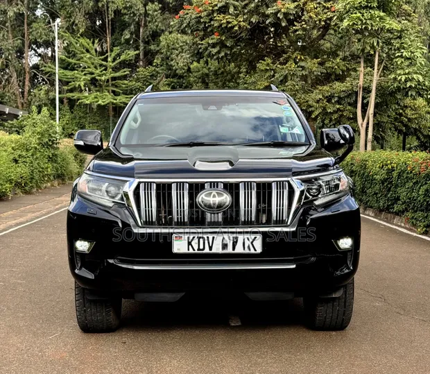 Toyota Land Cruiser Prado 2.7 2018 Nyeusi - 1