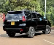 Toyota Land Cruiser Prado 2.7 2018 Nyeusi - 3