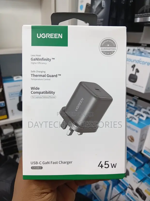 Ugreen X524 45W GaN Fast Charger USB-C PD Wall Charger - 1