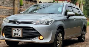 Toyota Corolla Fielder 1.5 Hybrid 2017 Silver