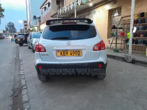 Nissan Dualis 2008 Nyeupe