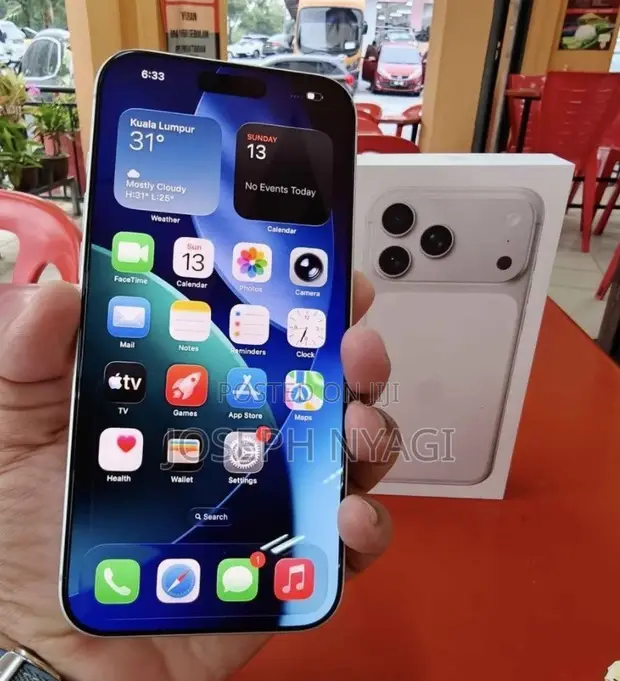Apple iPhone 17 Pro Max 512GB Silver - 1