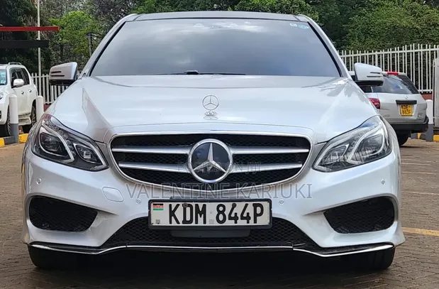Mercedes-Benz E250 CGI 2015 Nyeupe - 1