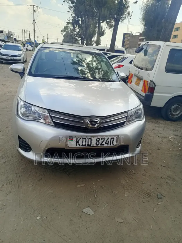Toyota Axio 2014 Nyeusi - 1